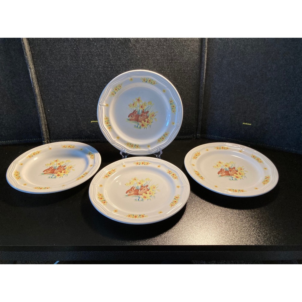 Domestications Vintage 1995 Easter Bunny Daffodil Salad Plates Set of 4 8in